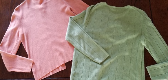 Button down sweaters - Picture 2 of 2